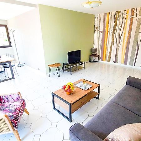 Regard Sur Les Remparts - Terrasse & Parking Apartment Авиньон Екстериор снимка