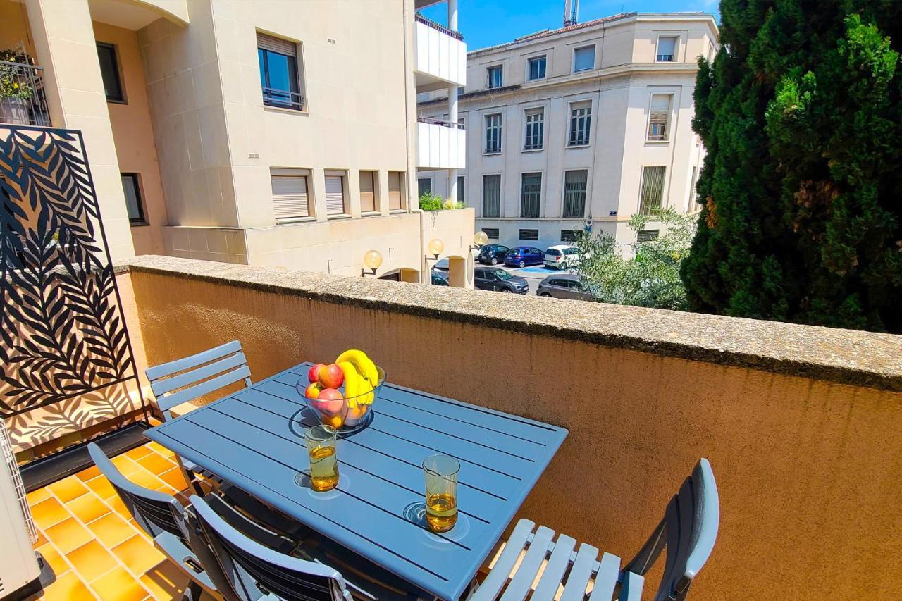 Regard Sur Les Remparts - Terrasse & Parking Apartment Авиньон Екстериор снимка